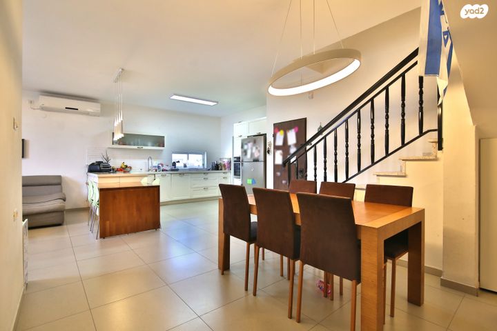 גג/ פנטהאוז, הגדוד העברי, קרית חיים מזרחית, חיפה