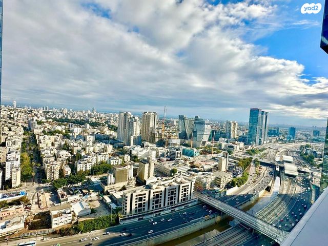 דירה, דרך מנחם בגין 144, מונטיפיורי, הרכבת, תל אביב יפו