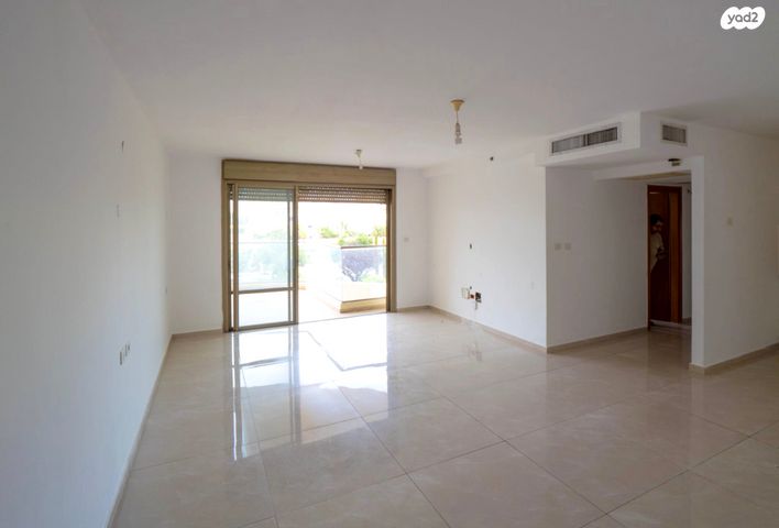 דירה, פנחס אילון 23, קרית אילון, חולון