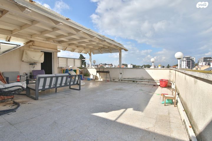 גג/ פנטהאוז, הגדוד העברי, קרית חיים מזרחית, חיפה