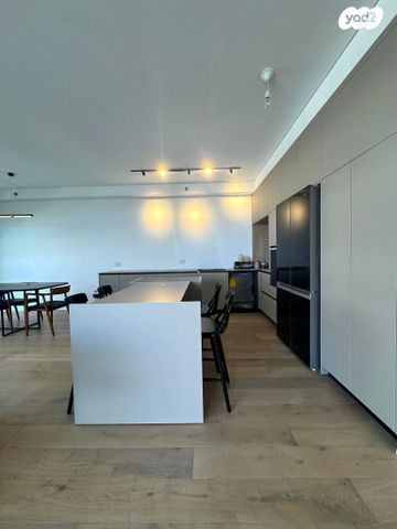 דירה, נאות אפקה ב', תל אביב יפו