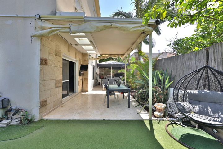 בית פרטי/ קוטג', השקדים 14, אלונים, קרית אתא