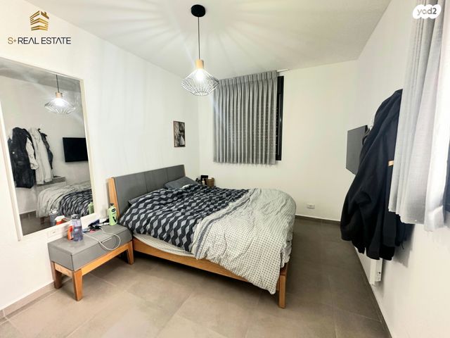 דירה, השקד, נופי החורש, מבשרת ציון