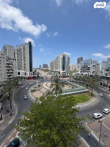 דירה, הציונות 15, רובע הקריה, הסיטי, אשדוד