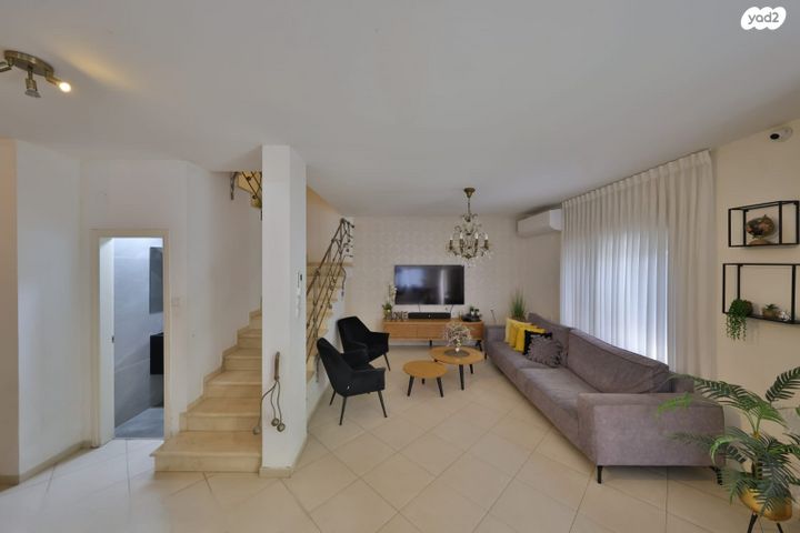 בית פרטי/ קוטג', השקדים 14, אלונים, קרית אתא