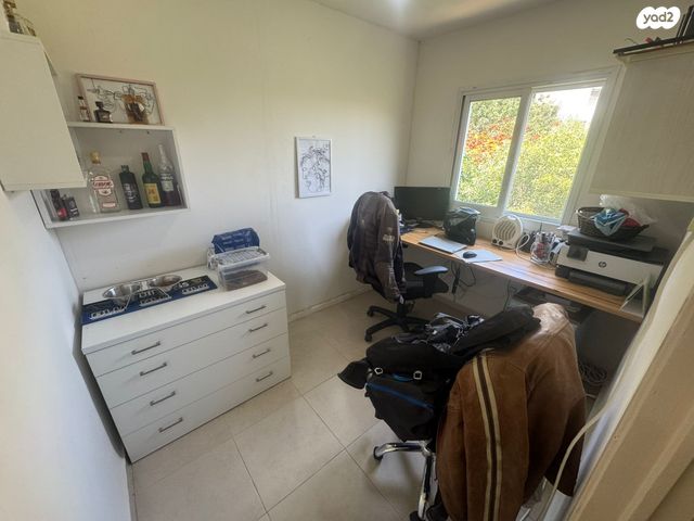 דו משפחתי, גבעת נשר, נשר