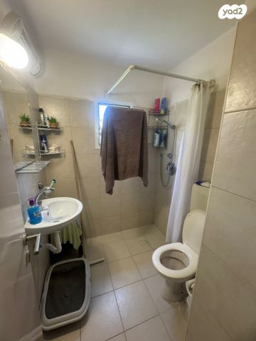 דו משפחתי, גבעת נשר, נשר