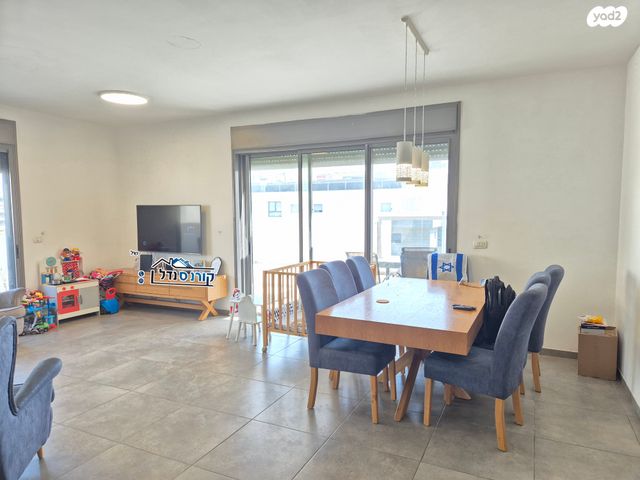 דופלקס, העצמאות 57, כפר גנים ג, פתח תקווה