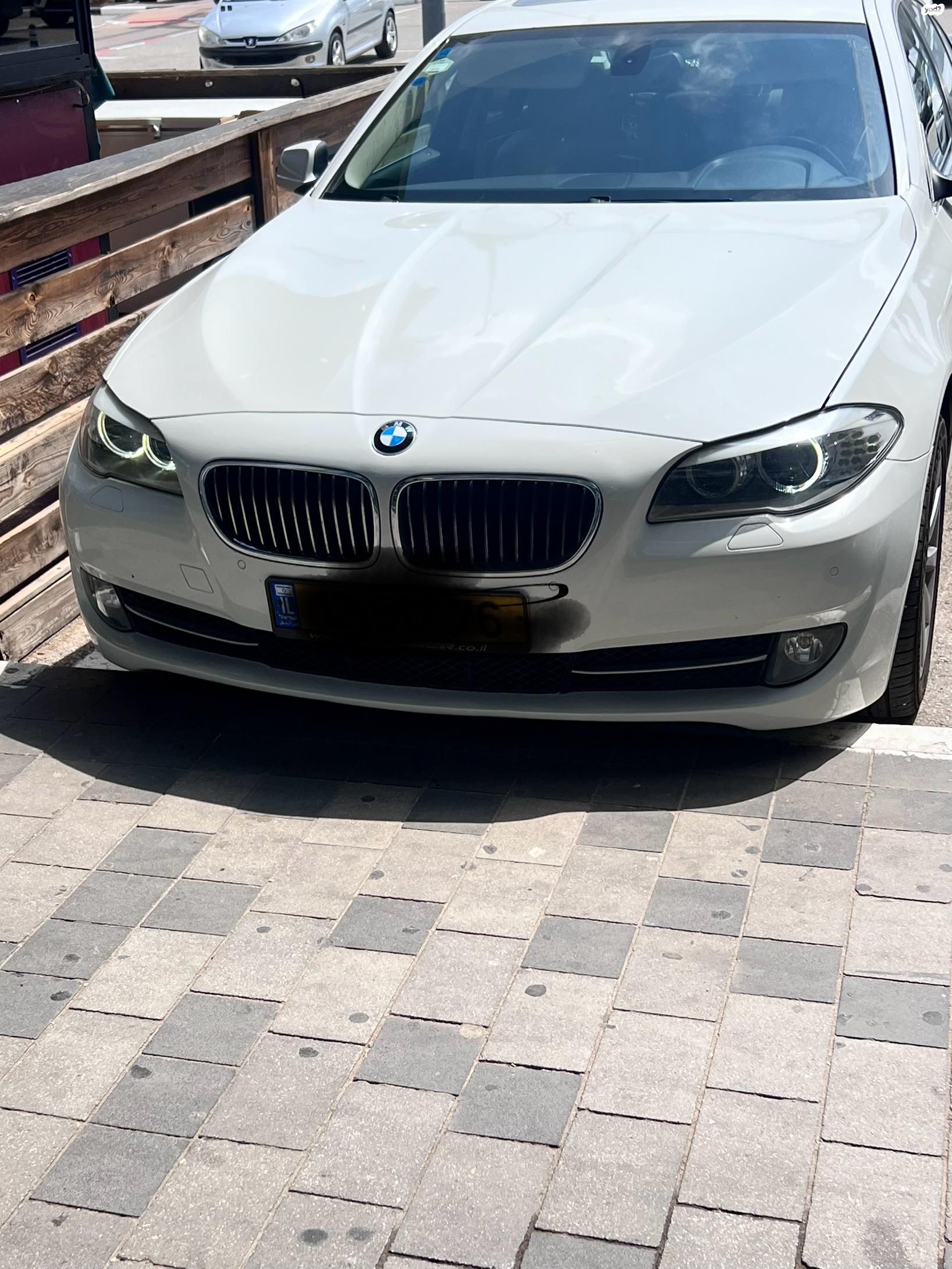 מודעת רכב ב מ וו סדרה 5