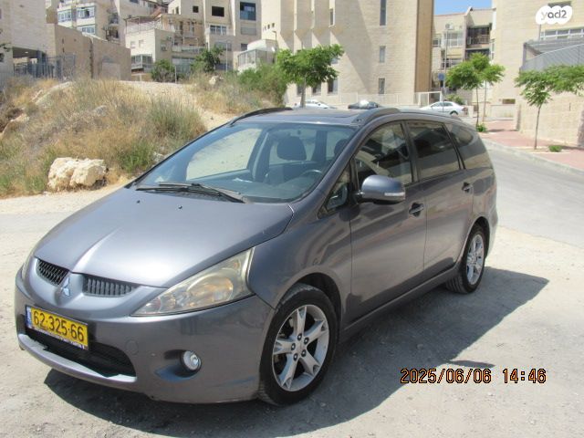 מודעת רכב מיצובישי גרנדיס