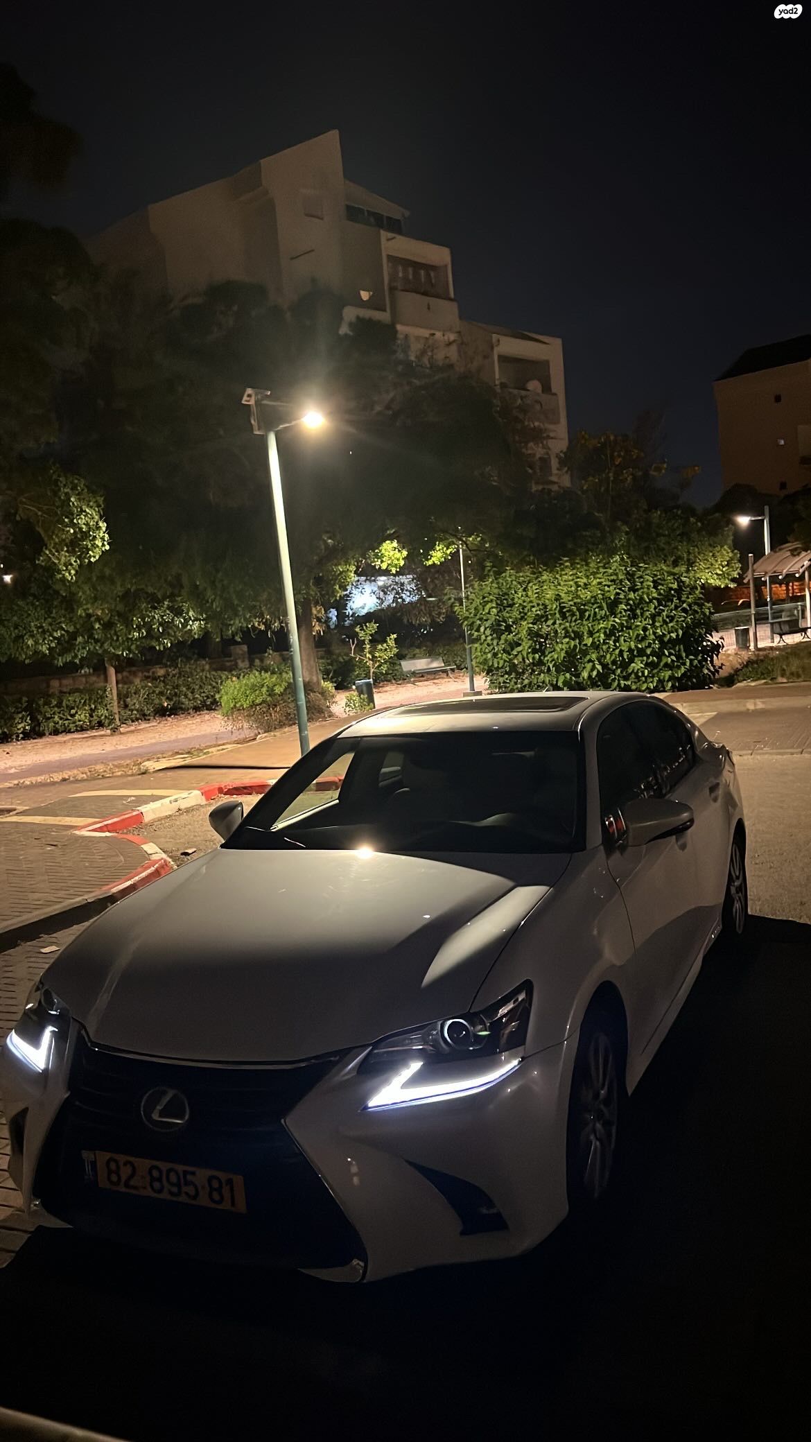 מודעת רכב לקסוס GS