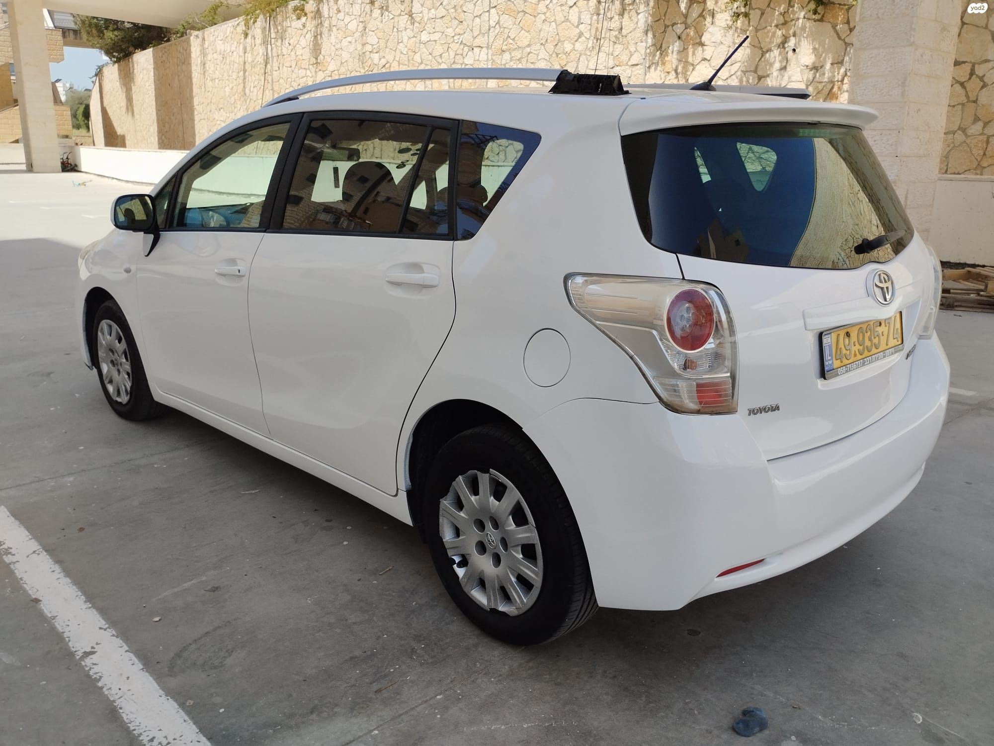 מודעת רכב טויוטה ורסו