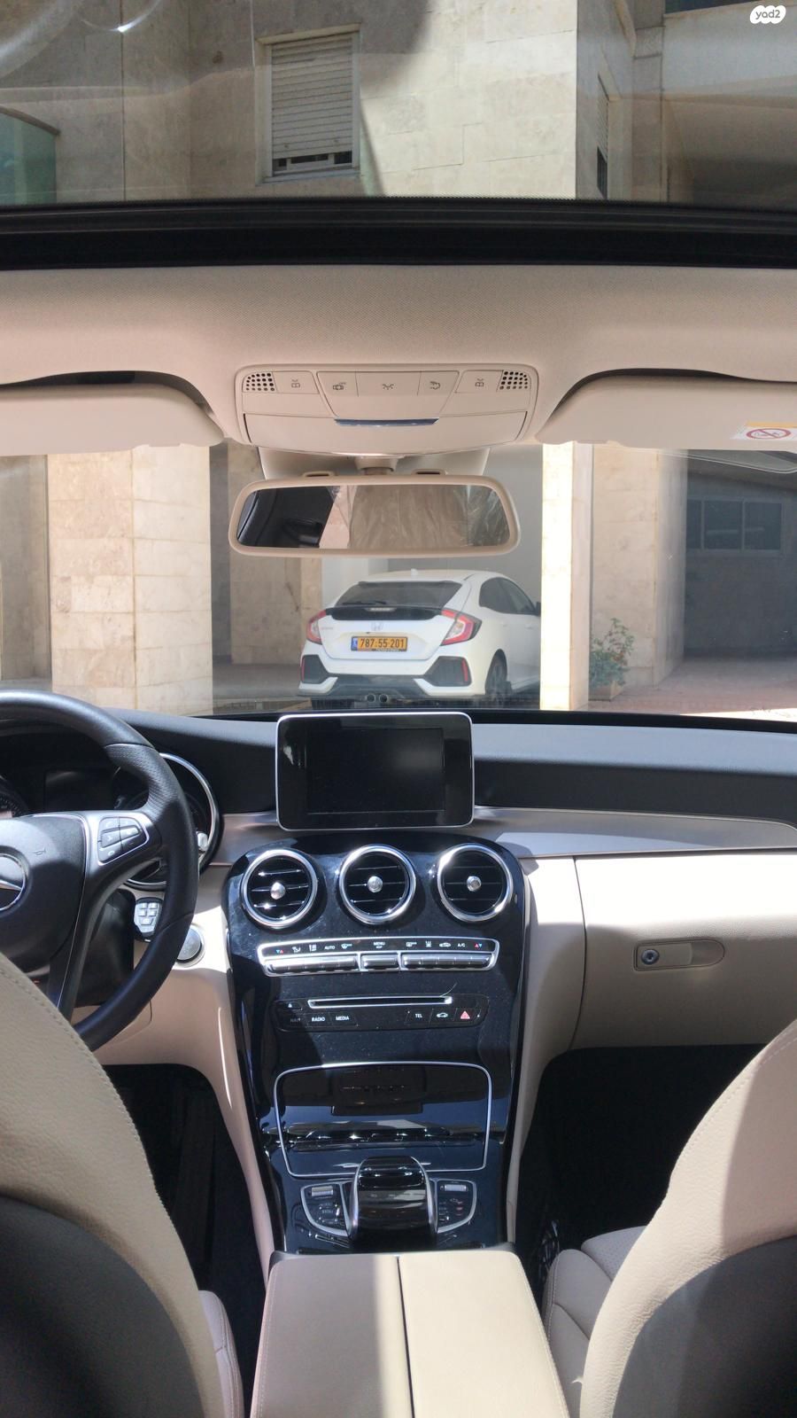 מודעת רכב מרצדס-בנץ C-class