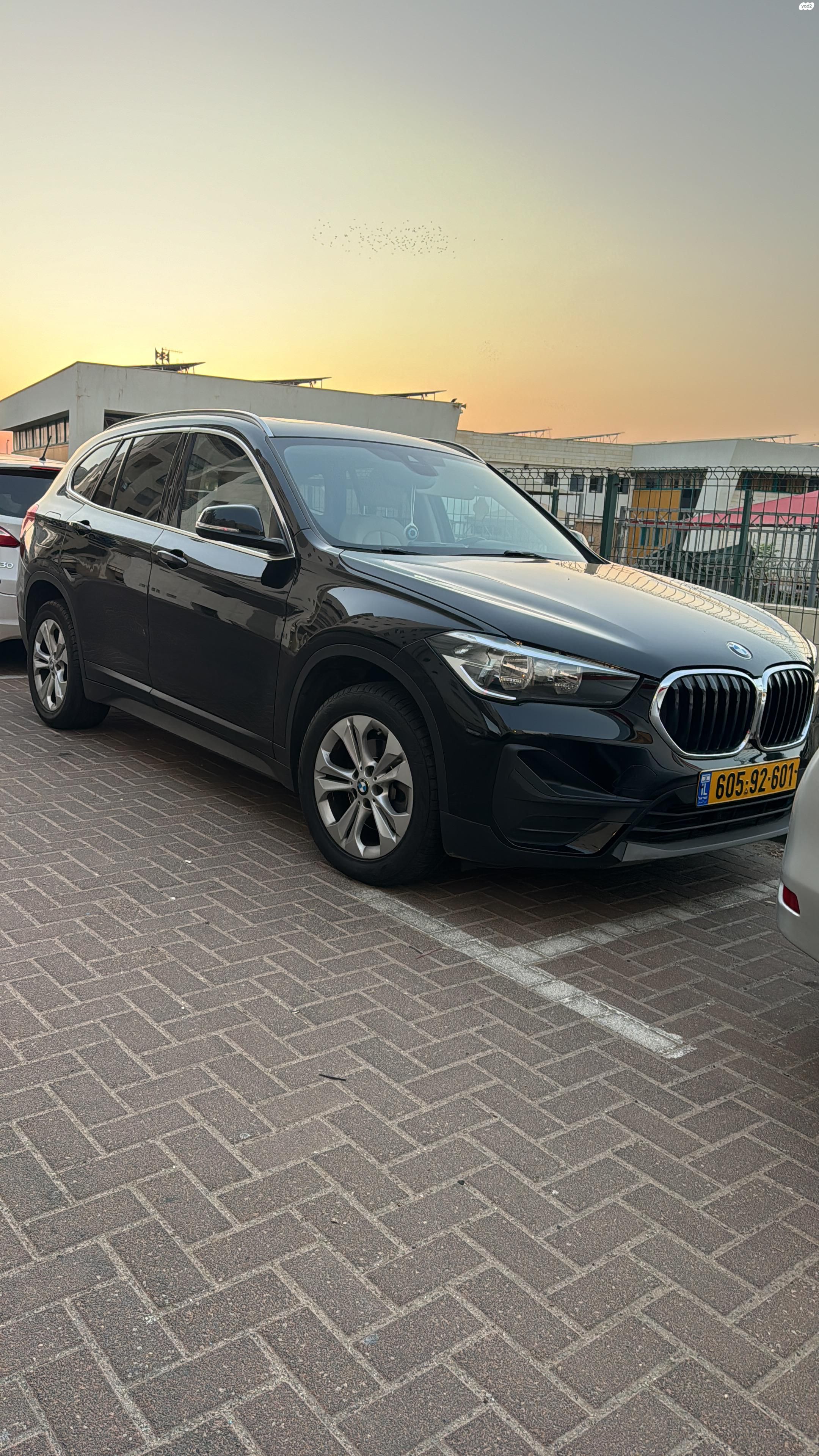 מודעת רכב ב מ וו X1