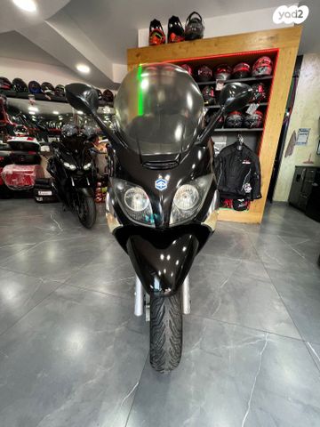 פיאג'ו X-Evo 250