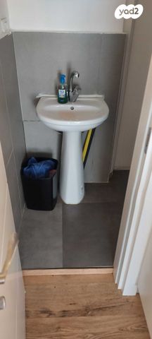 חנויות/ שטח מסחרי, בן יהודה 100, הצפון הישן - דרום, תל אביב יפו