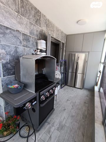 דירה, יחידת 101, אריק שרון, נהריה