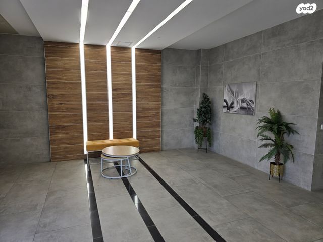 דירת גן, ד"ר משה סנה 19, שאר העיר, מודיעין מכבים רעות