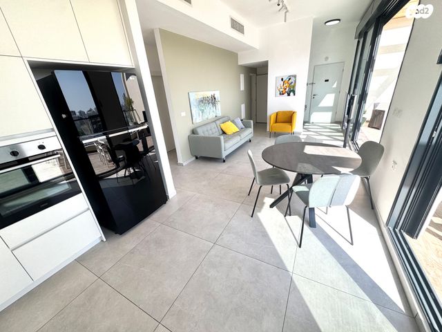 גג/ פנטהאוז, שיינקין 42, שינקין, גבעתיים