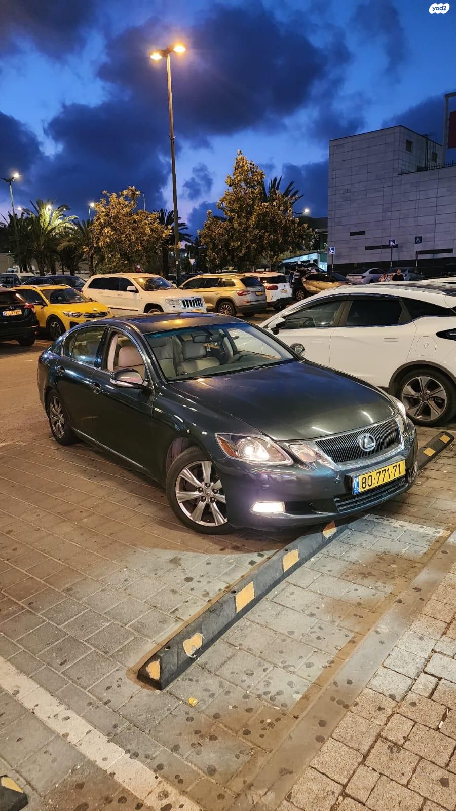 מודעת רכב לקסוס GS