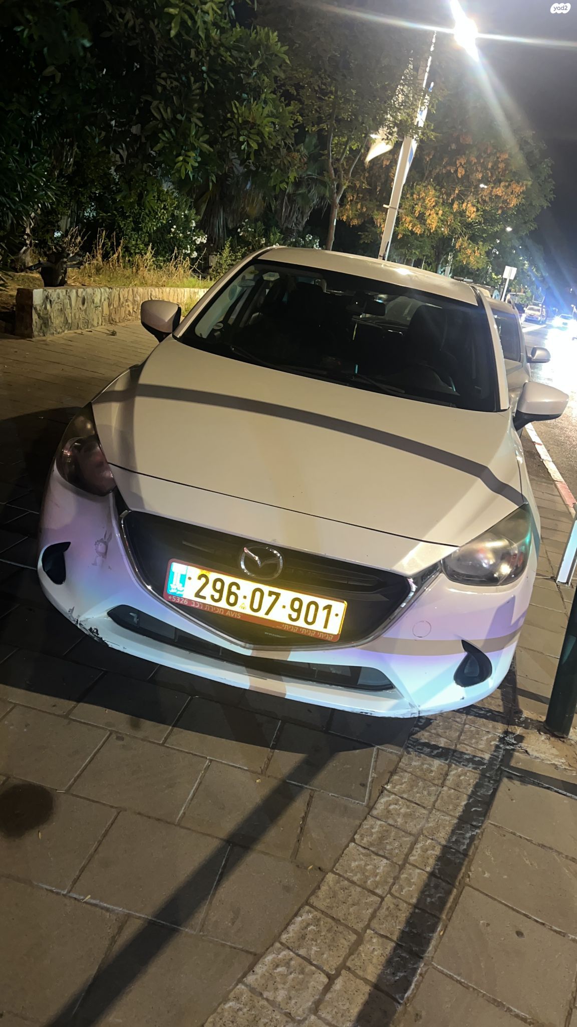 מודעת רכב מאזדה 2