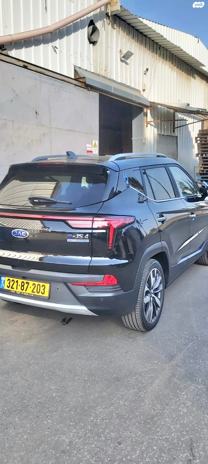 מודעת רכב ג׳יי.איי.סי E-JS4
