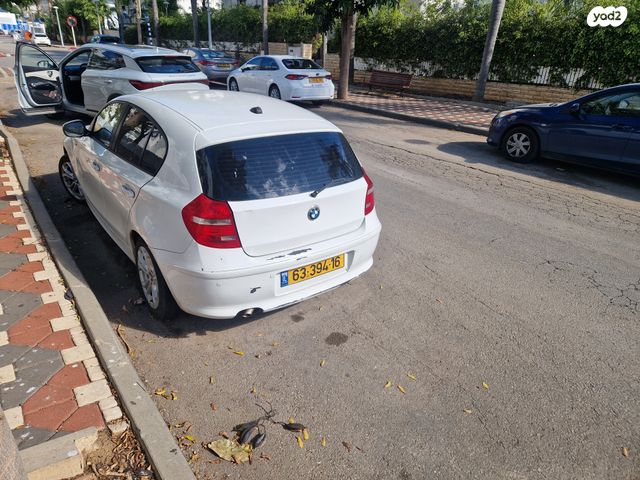 מודעת רכב ב מ וו סדרה 1