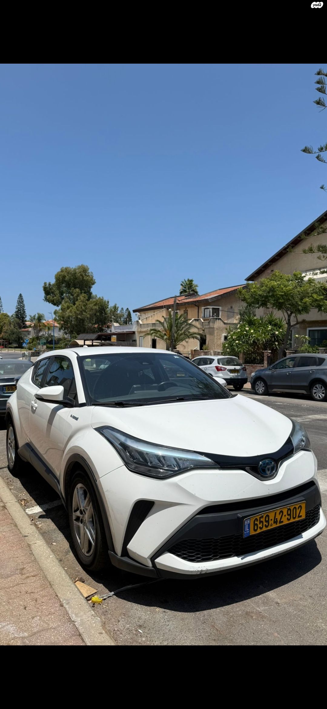מודעת רכב טויוטה C-HR