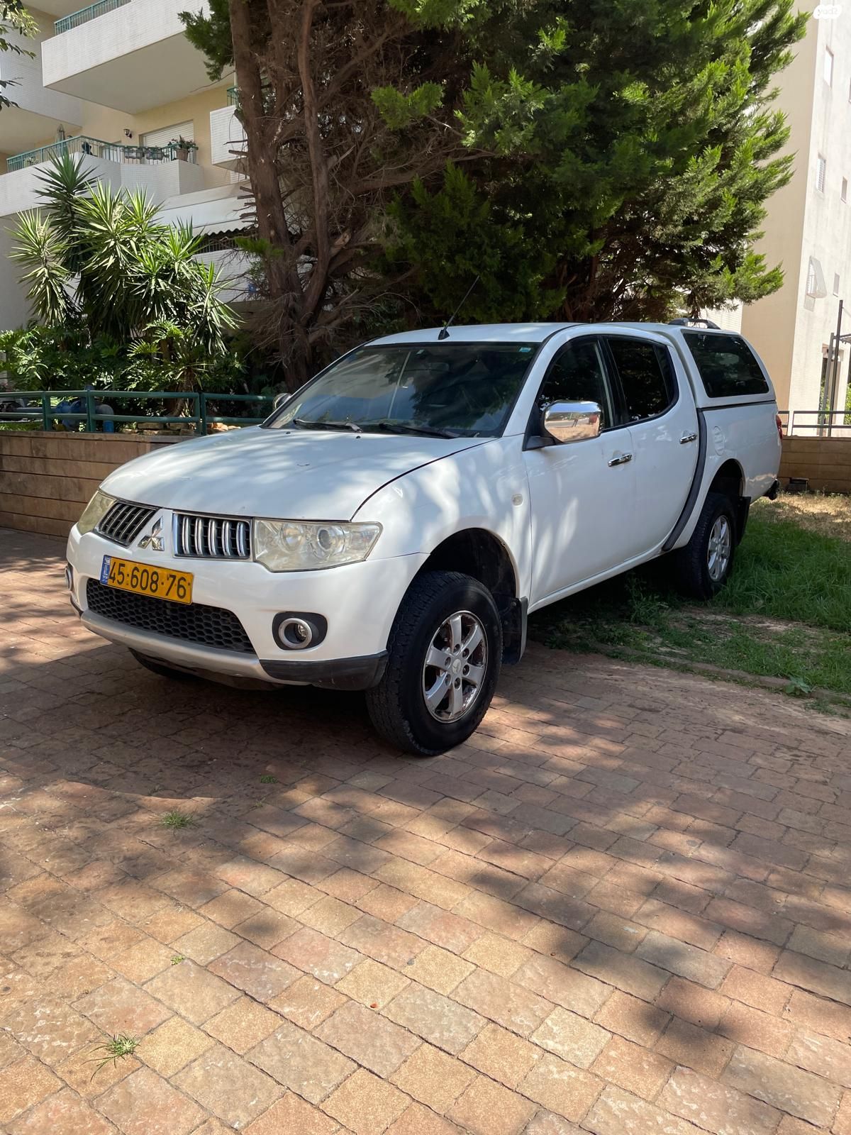 מודעת רכב מיצובישי טרייטון / L200