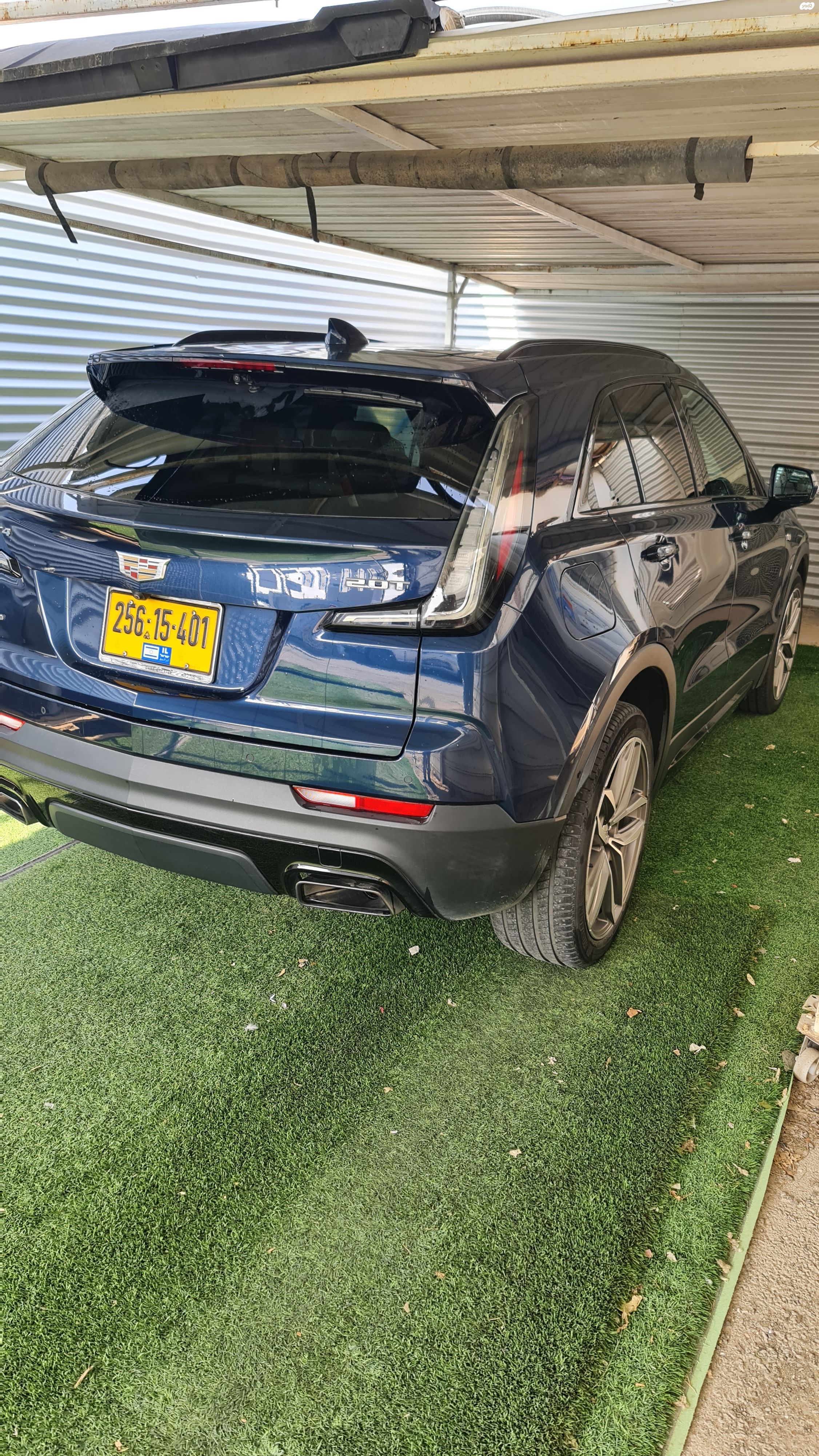 מודעת רכב קאדילק XT4