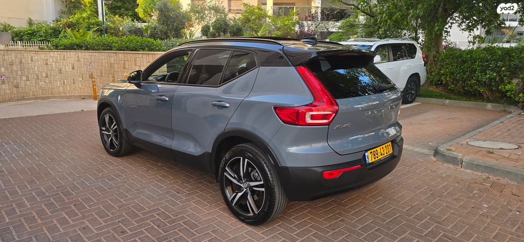 וולוו XC40