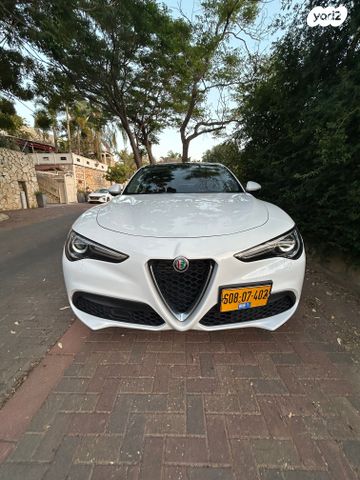 מודעת רכב אלפא רומיאו סטלביו