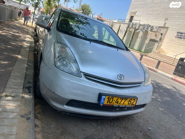 מודעת רכב טויוטה פריוס