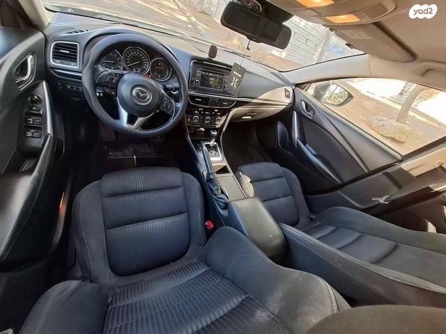 מאזדה 6