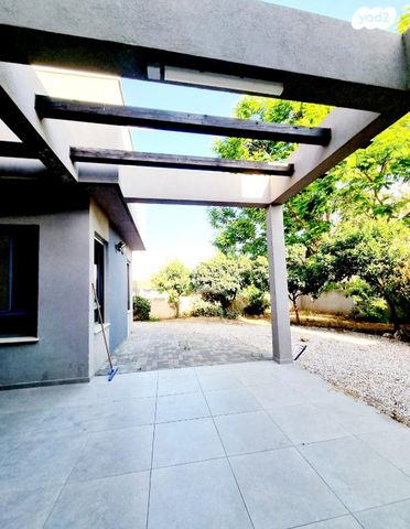 דו משפחתי, השיקמה 9, שאר העיר, אבן יהודה