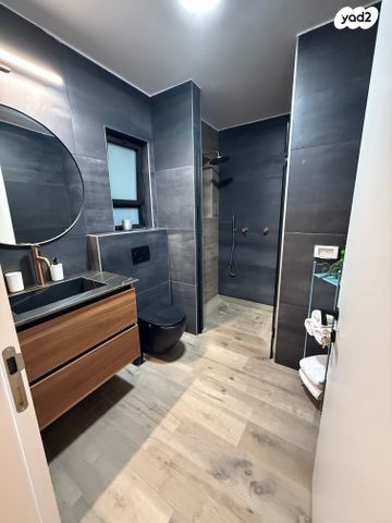 דירה, העפרוני 299, יובל, יובל