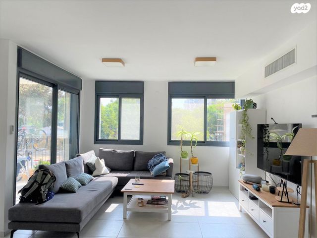 דירה, נווה גן, רמת השרון