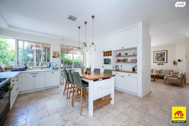 בית פרטי/ קוטג', דן 3, יובלים, פרדס חנה כרכור