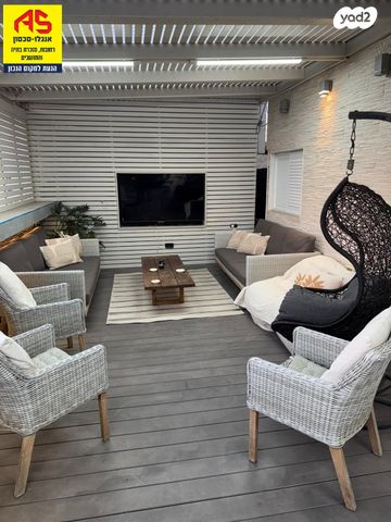 דופלקס, נווה אלון, ב' / צפון מערב העיר, רחובות