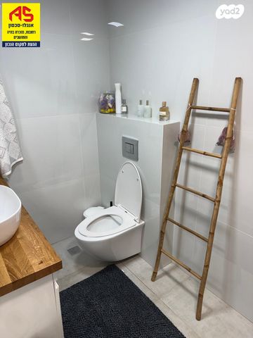 דופלקס, נווה אלון, ב' / צפון מערב העיר, רחובות