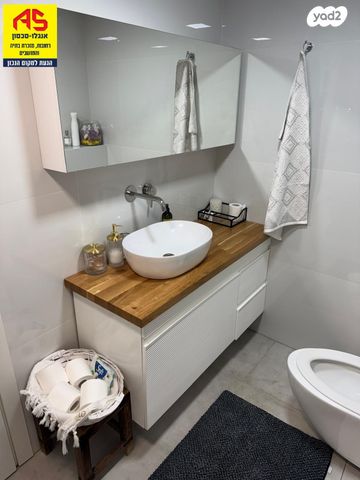 דופלקס, נווה אלון, ב' / צפון מערב העיר, רחובות