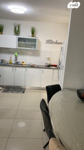 דירה, יורם ורון, אשקלון