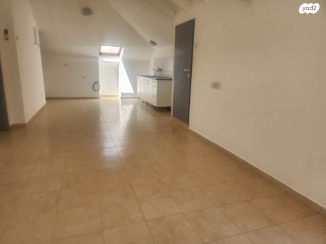 בית פרטי/ קוטג', כפר ורדים