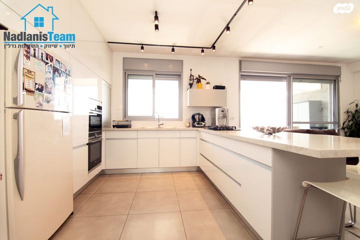 דירה, הגר"א 10, רמת חן ובן ציון, נתניה