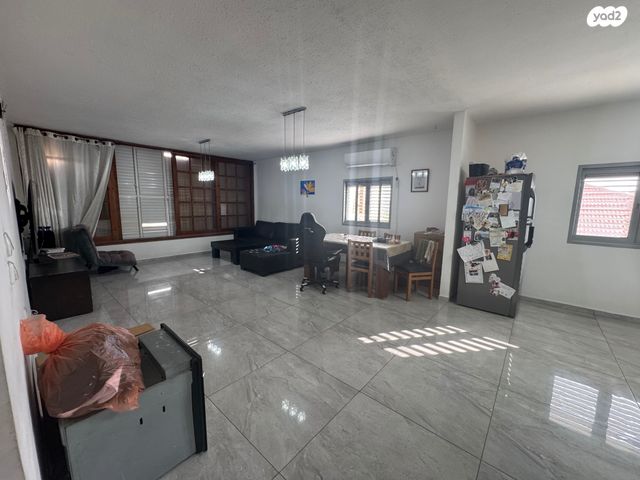 דופלקס, לוי אשכול, מרמורק, רחובות