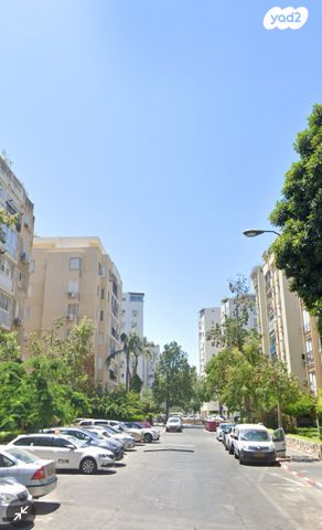 הרב עוזיאל 