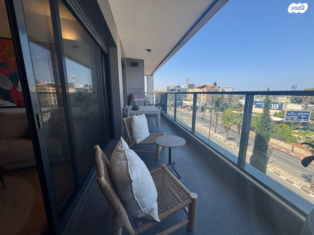 דירה, רמת השרון