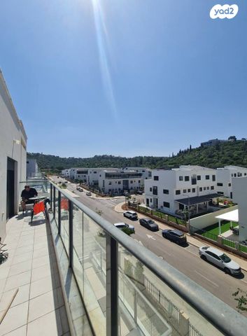 דירה, בצל האורנים, קרית טבעון