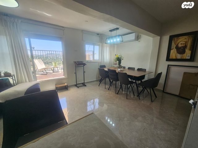 דירה, הרב חיים חביב, קרית היובל, ירושלים