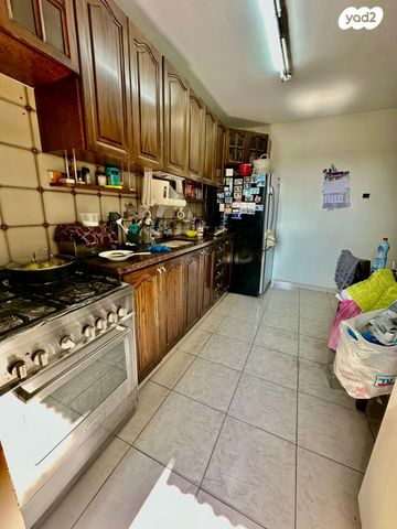 דירה, דרך ההגנה, נווה ברבור, כפר שלם מערב, תל אביב יפו